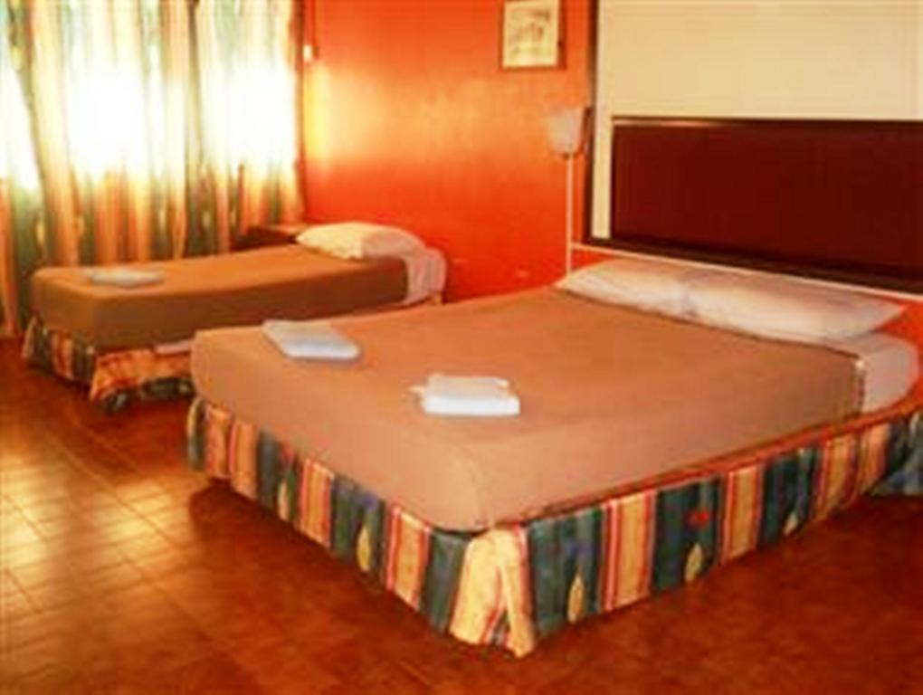 Bougainvilla Resort Port Dickson Zimmer foto
